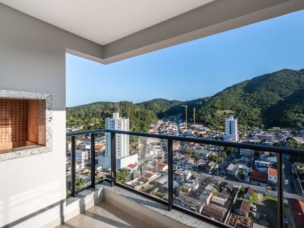 Apto à venda no Lago Moraine Residencial em Itajai