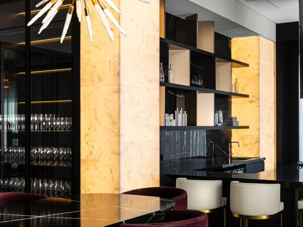 Venda de andar alto no Home Square Residence
