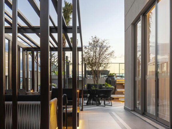 Venda de andar alto no Home Square Residence