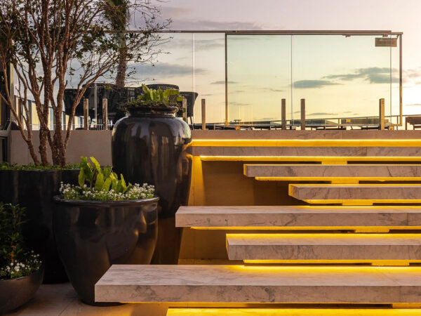 Venda de andar alto no Home Square Residence