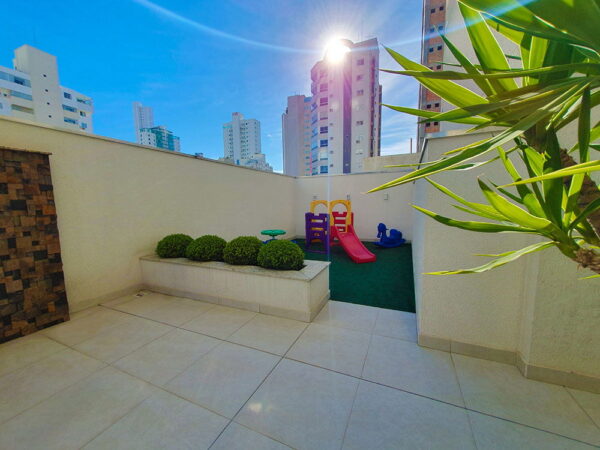 Venda de apto no Roverè Della Luna Balneário Camboriú