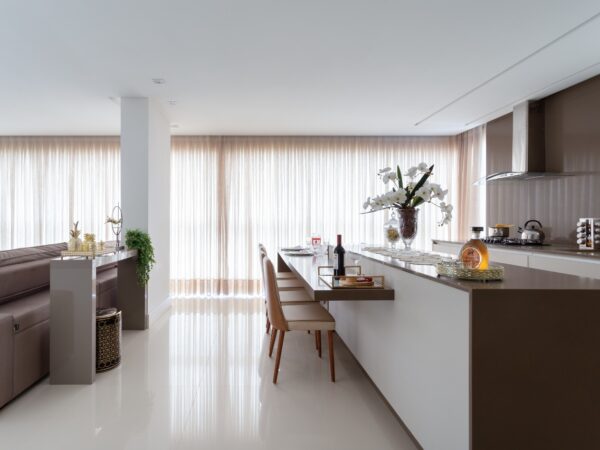 Apartamento Mobiliado no Ed. Boulevard Brasil Residence